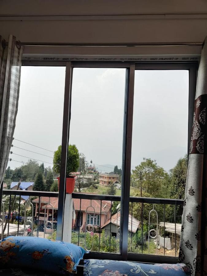 Ajit Homestay, Darjeeling Дарджилинг Екстериор снимка