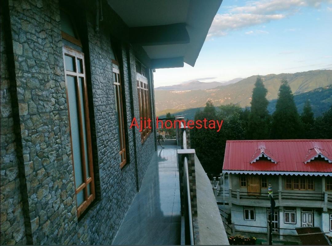 Ajit Homestay, Darjeeling Дарджилинг Екстериор снимка